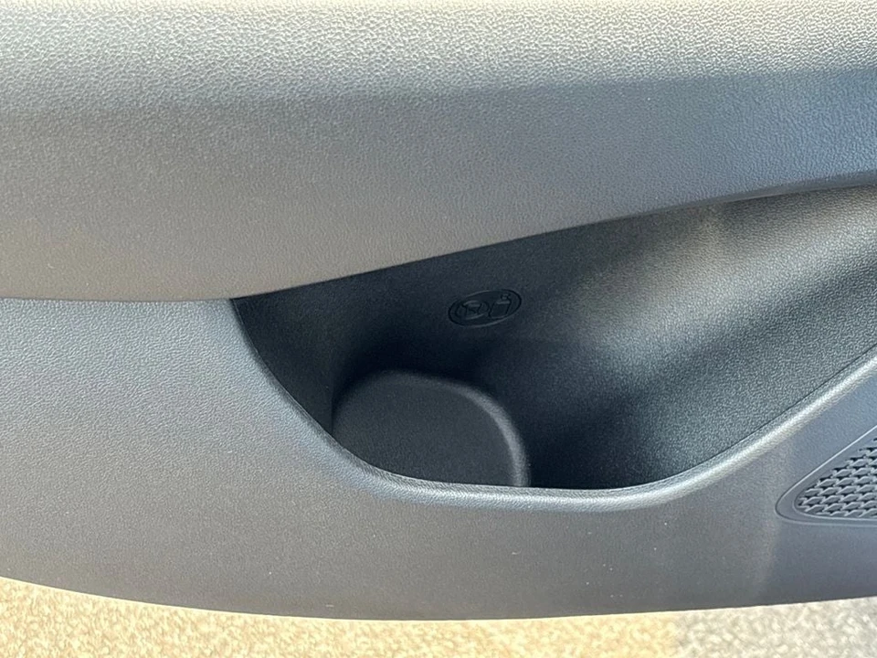 2026 Hyundai Elantra - Image 21 of 31
