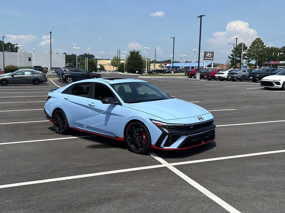 2026 Hyundai Elantra - Image 3 of 31
