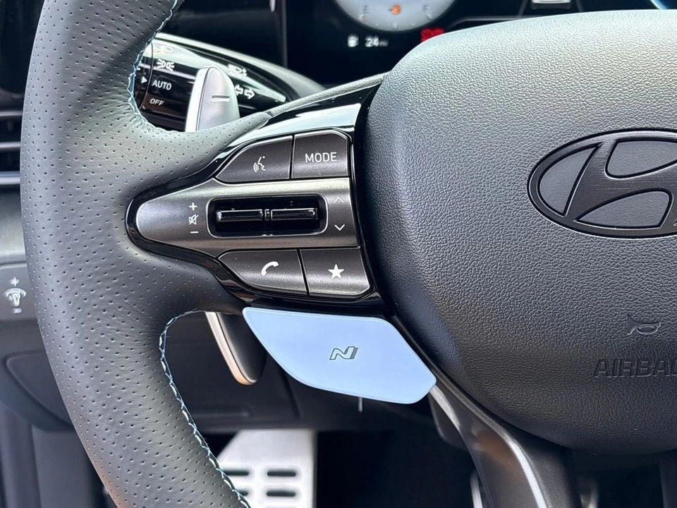 2026 Hyundai Elantra - Image 5 of 31