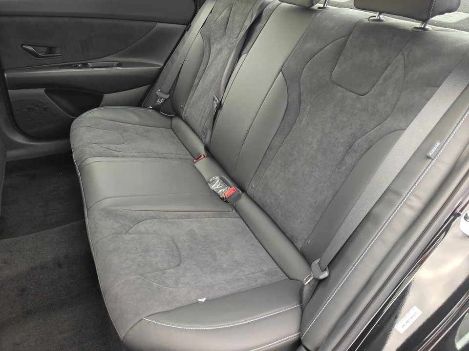 2026 Hyundai Elantra - Image 14 of 28