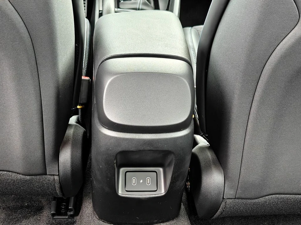 2026 Hyundai Elantra - Image 18 of 28