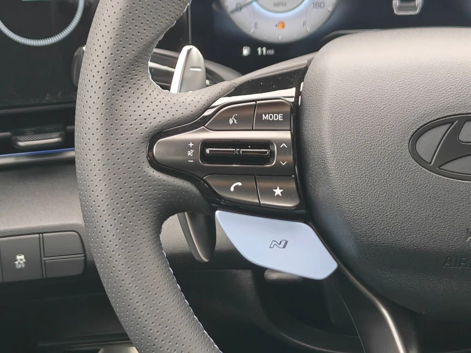 2026 Hyundai Elantra - Image 26 of 28