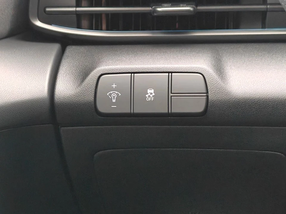 2026 Hyundai Elantra - Image 27 of 28