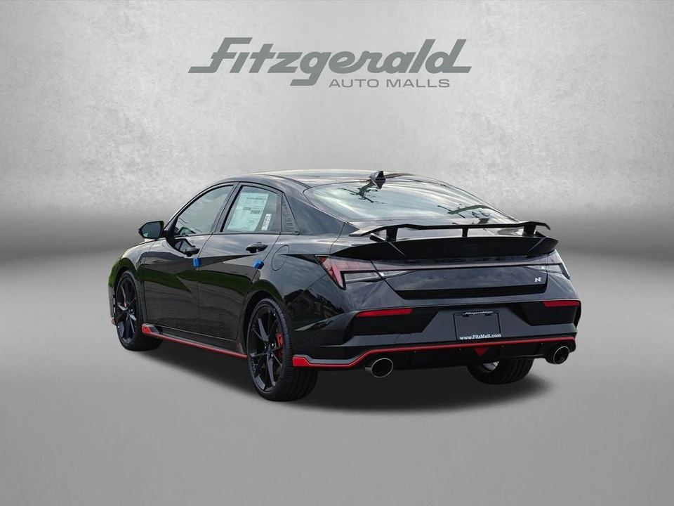 2026 Hyundai Elantra - Image 9 of 28