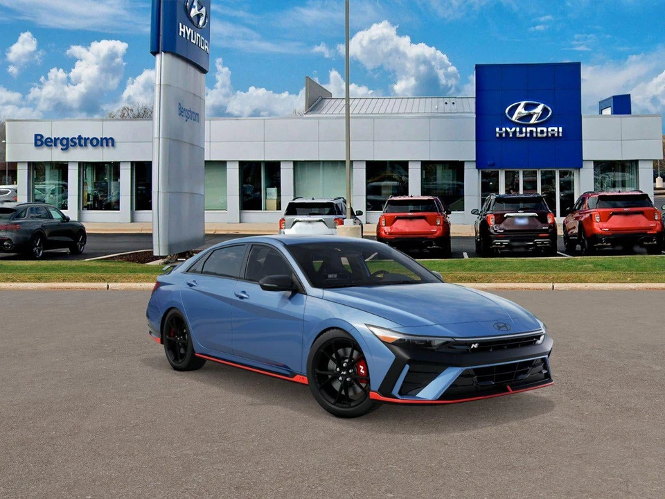 2026 Hyundai Elantra - Image 2 of 17