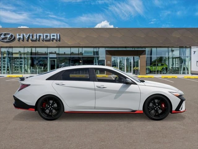 2026 Hyundai Elantra - Image 7 of 31