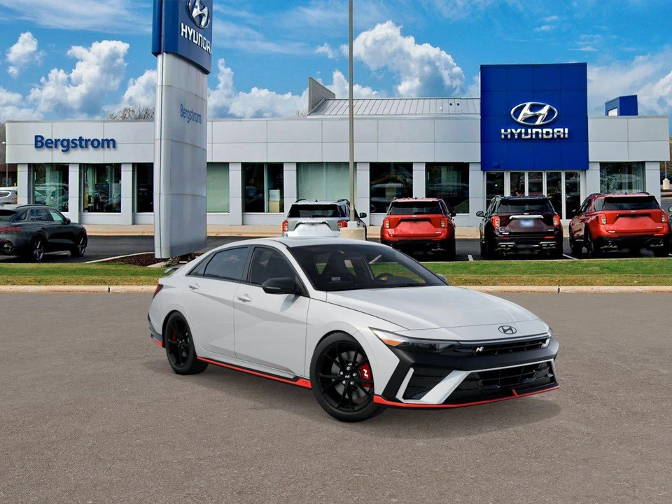 2026 Hyundai Elantra - Image 2 of 17