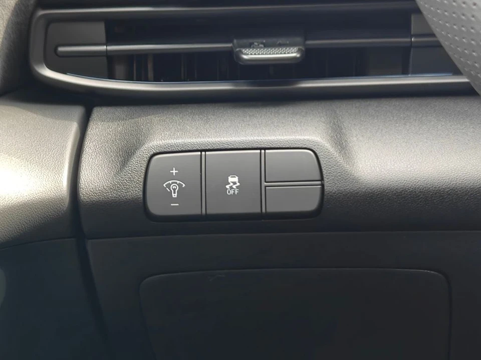 2026 Hyundai Elantra - Image 27 of 28