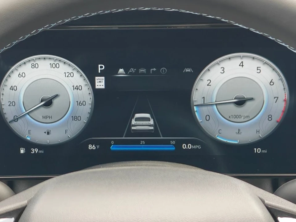 2026 Hyundai Elantra - Image 5 of 28
