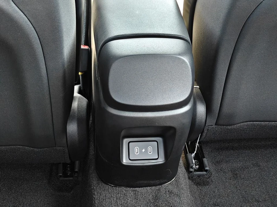 2026 Hyundai Elantra - Image 18 of 27