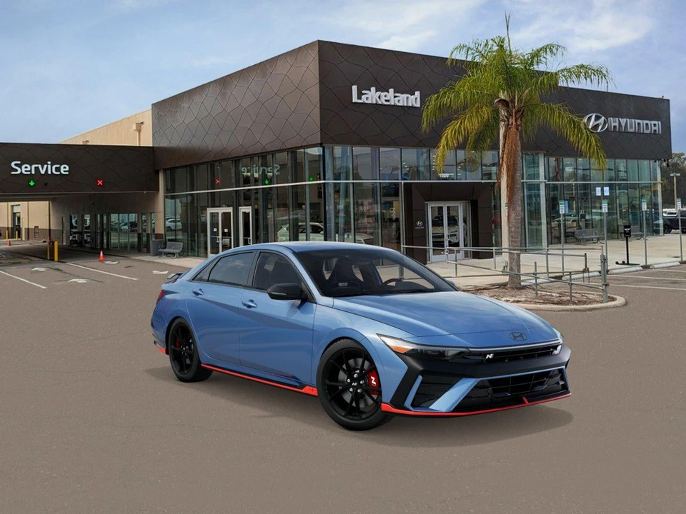 2026 Hyundai Elantra - Image 2 of 17