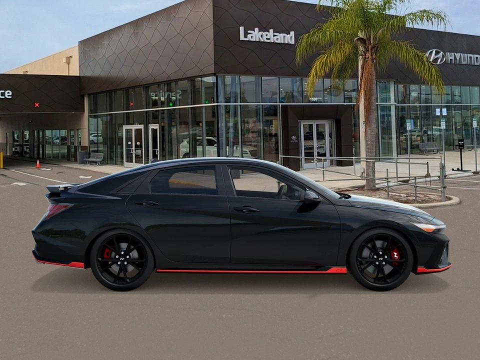 2026 Hyundai Elantra - Image 7 of 17