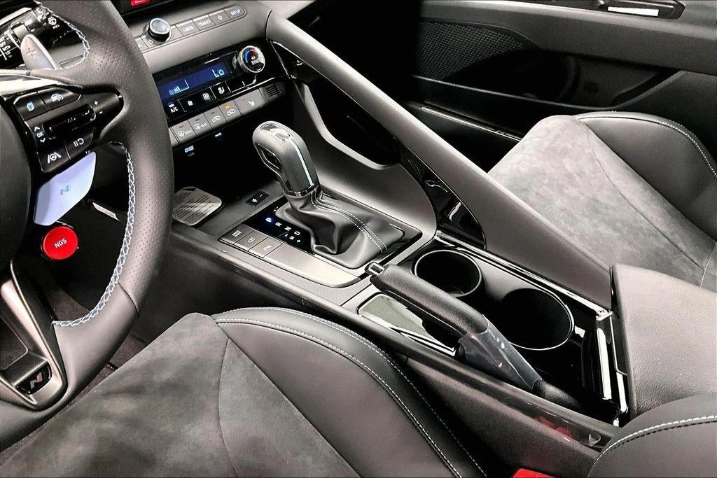 2026 Hyundai Elantra - Image 20 of 31
