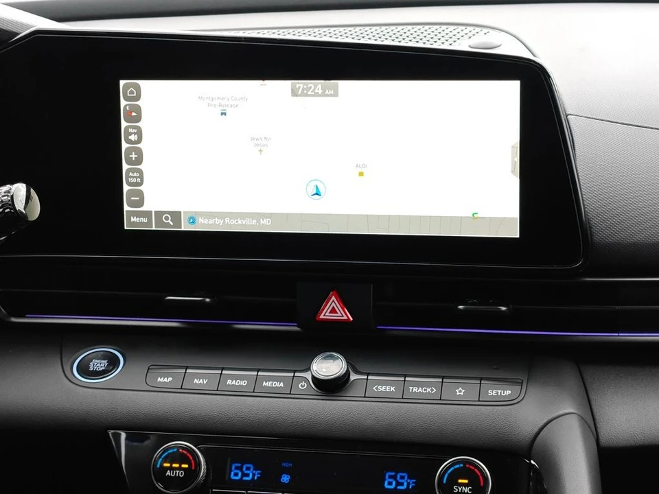 2026 Hyundai Elantra - Image 23 of 28