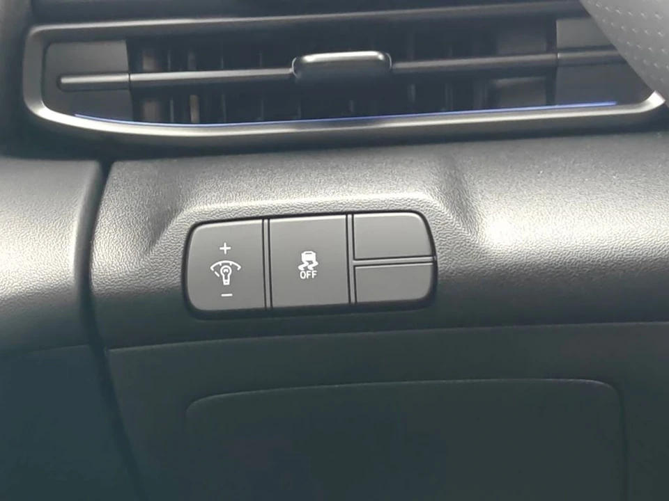 2026 Hyundai Elantra - Image 27 of 28