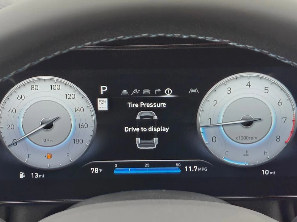 2026 Hyundai Elantra - Image 5 of 28
