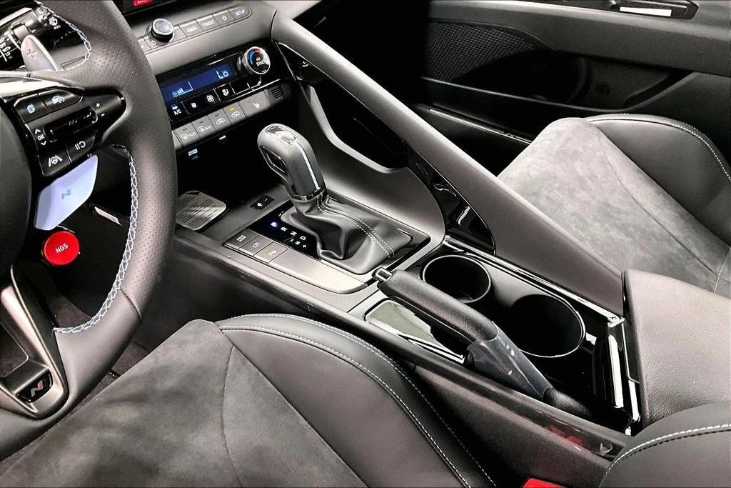 2026 Hyundai Elantra - Image 20 of 31