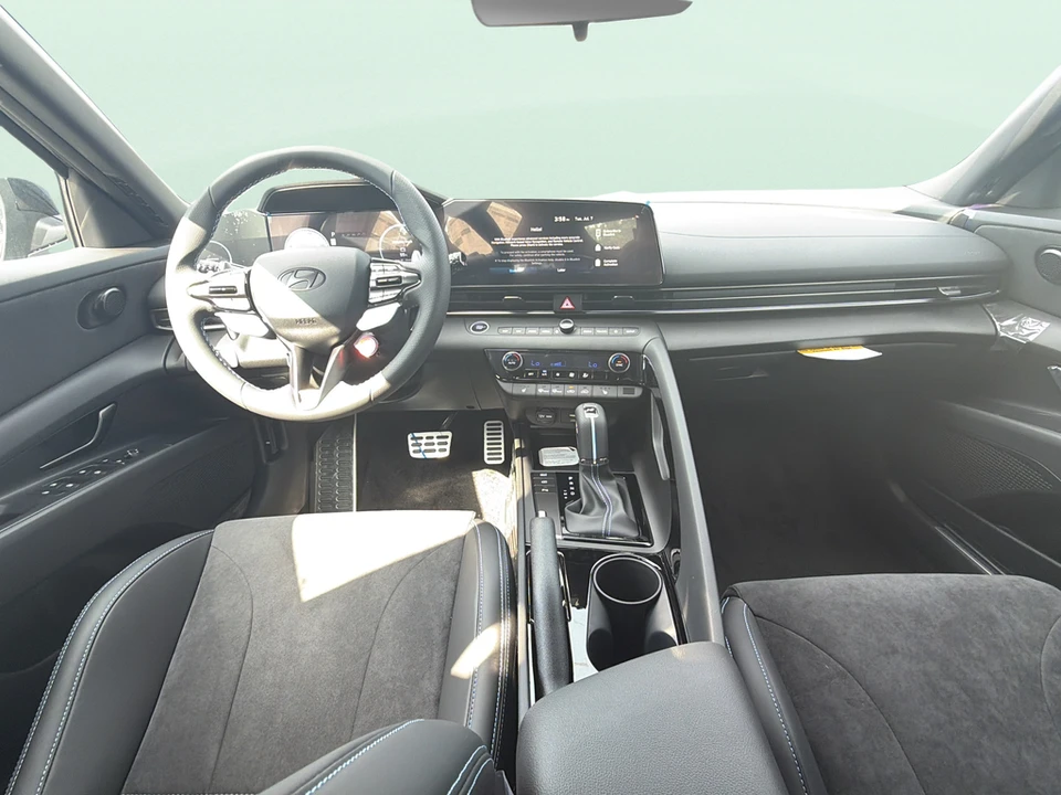 2026 Hyundai Elantra - Image 9 of 18