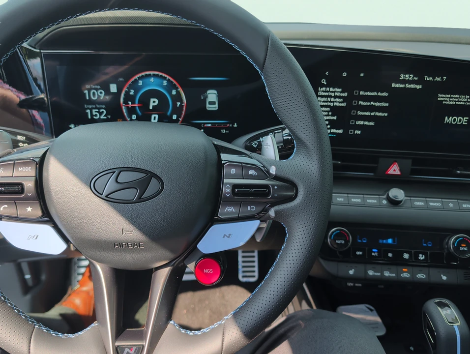 2026 Hyundai Elantra - Image 10 of 16