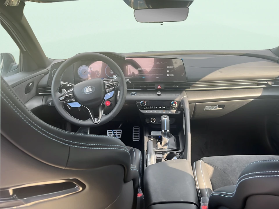 2026 Hyundai Elantra - Image 9 of 22