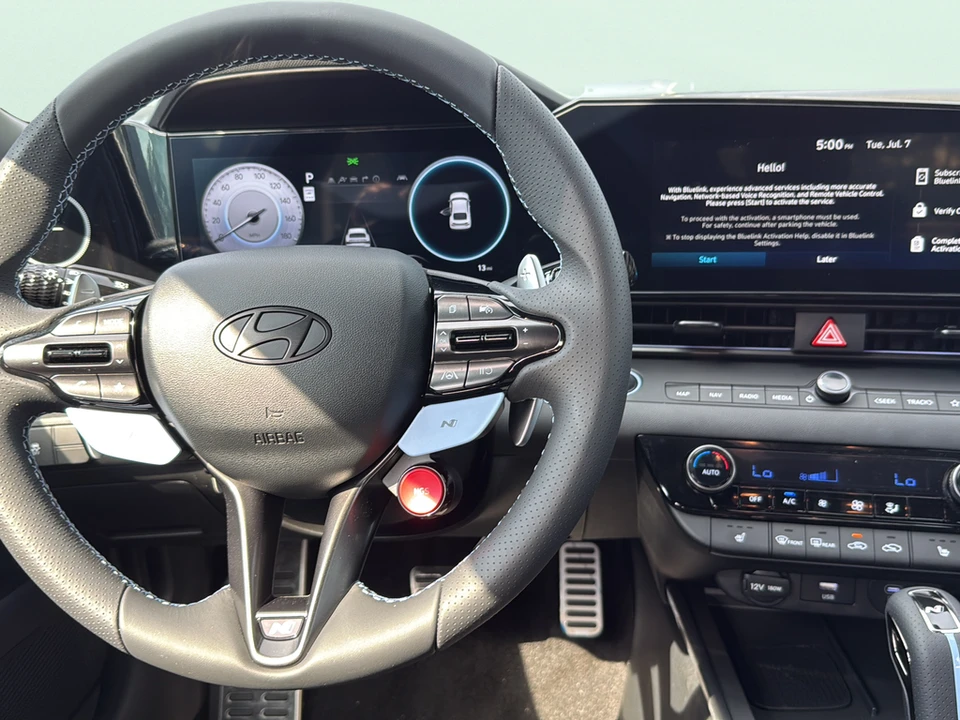 2026 Hyundai Elantra - Image 10 of 17