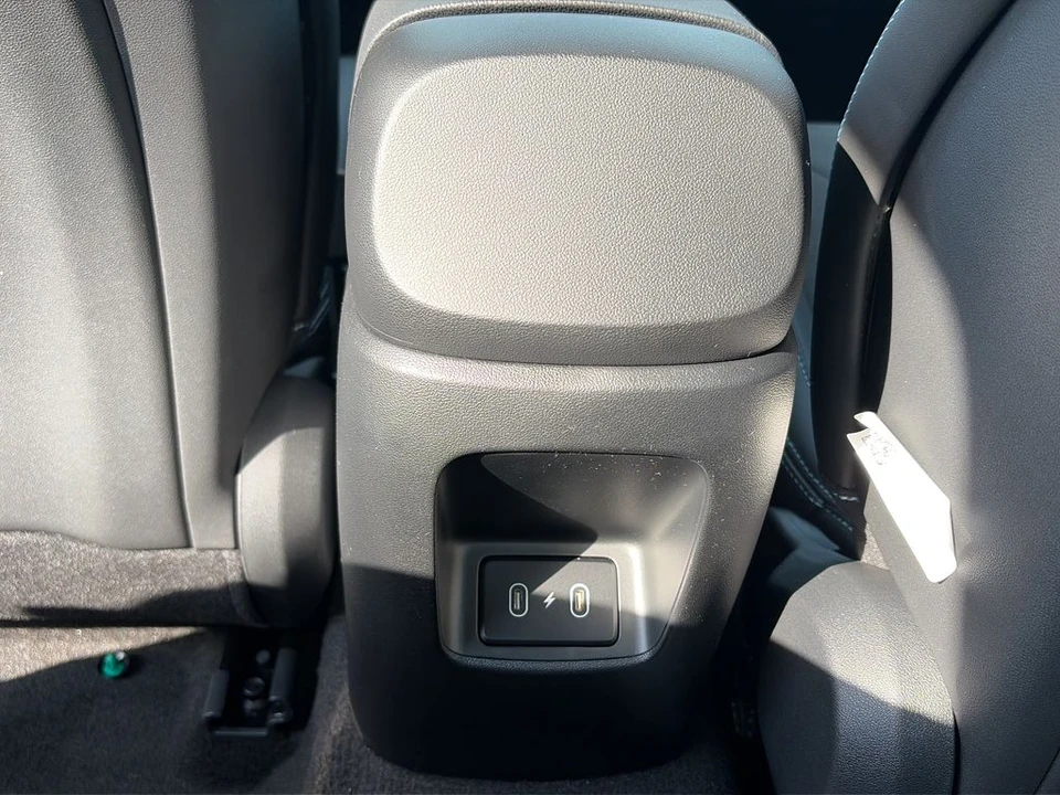 2026 Hyundai Elantra - Image 13 of 17