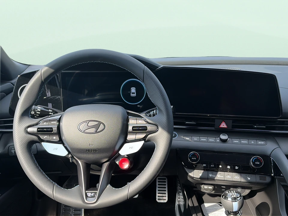 2026 Hyundai Elantra - Image 9 of 17