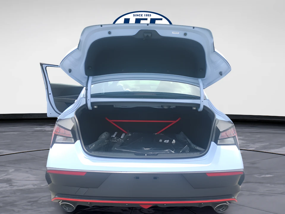 2026 Hyundai Elantra - Image 17 of 20