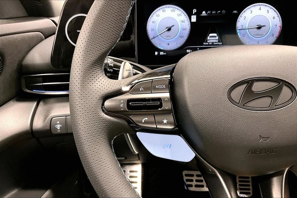 2026 Hyundai Elantra - Image 12 of 31