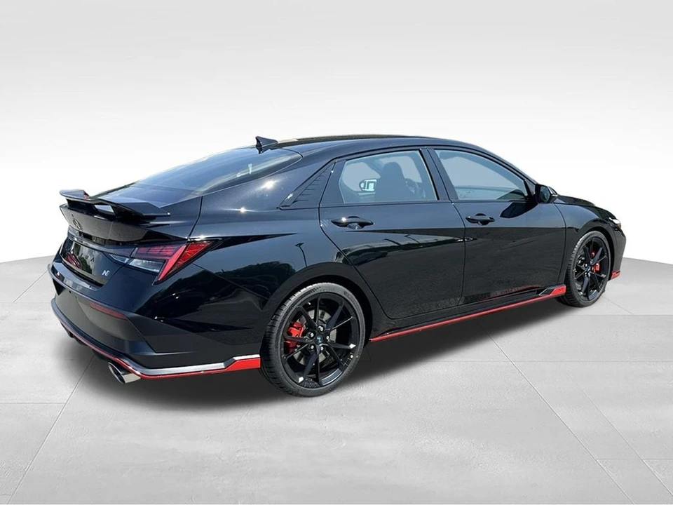 2026 Hyundai Elantra - Image 7 of 26