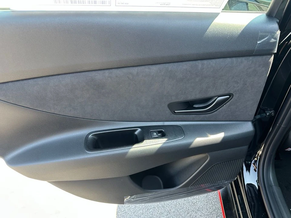 2026 Hyundai Elantra - Image 10 of 26