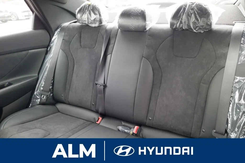 2026 Hyundai Elantra - Image 17 of 31