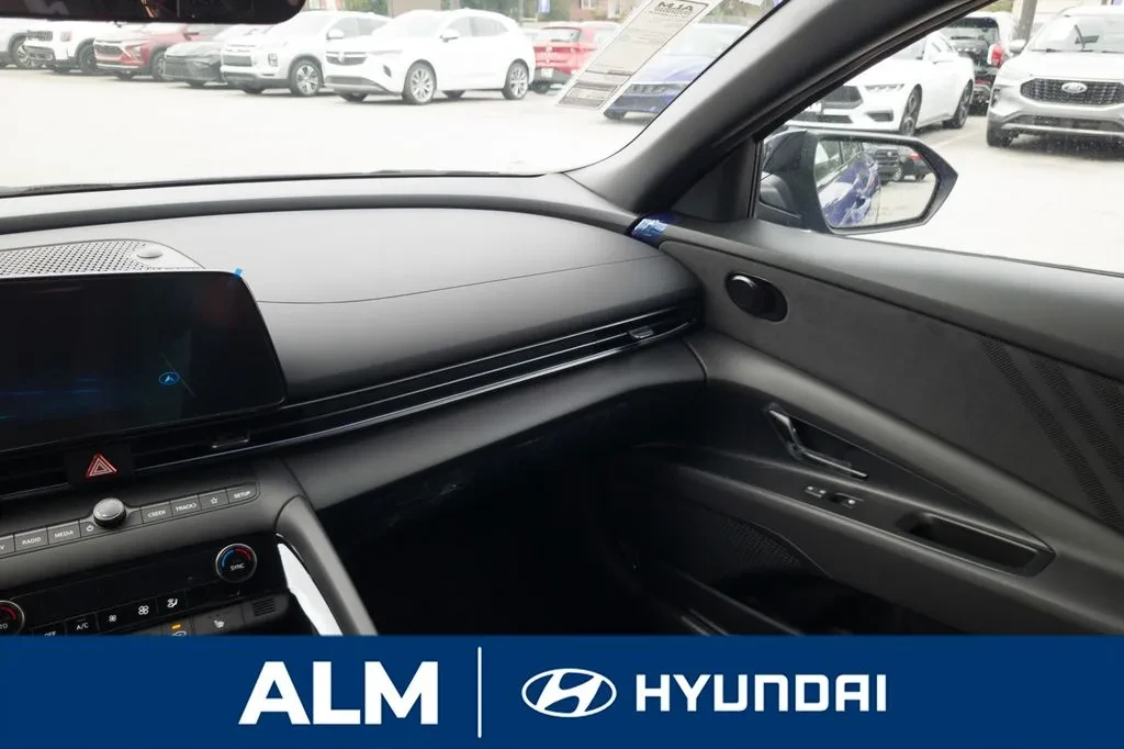 2026 Hyundai Elantra - Image 21 of 31