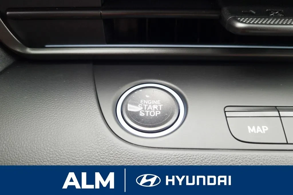 2026 Hyundai Elantra - Image 27 of 31
