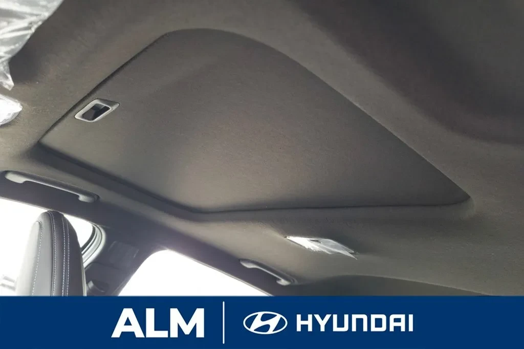 2026 Hyundai Elantra - Image 16 of 31