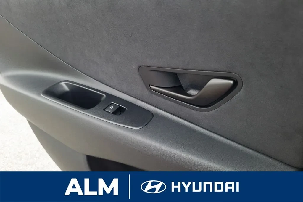 2026 Hyundai Elantra - Image 20 of 31