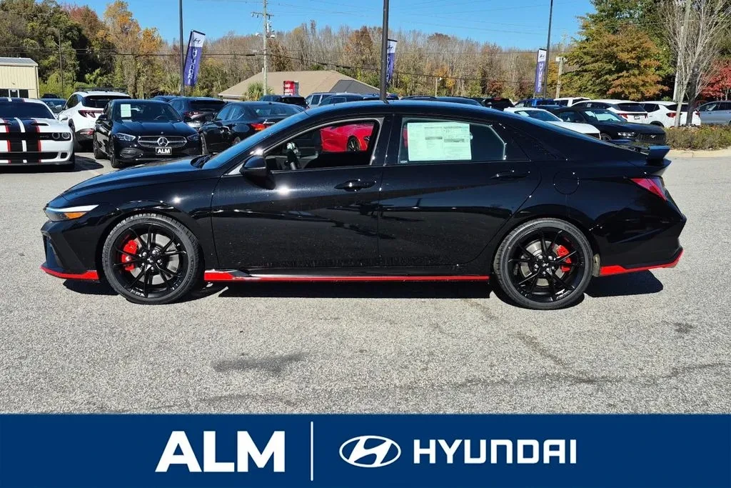 2026 Hyundai Elantra - Image 11 of 31