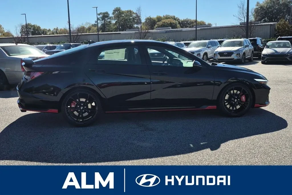 2026 Hyundai Elantra - Image 6 of 31