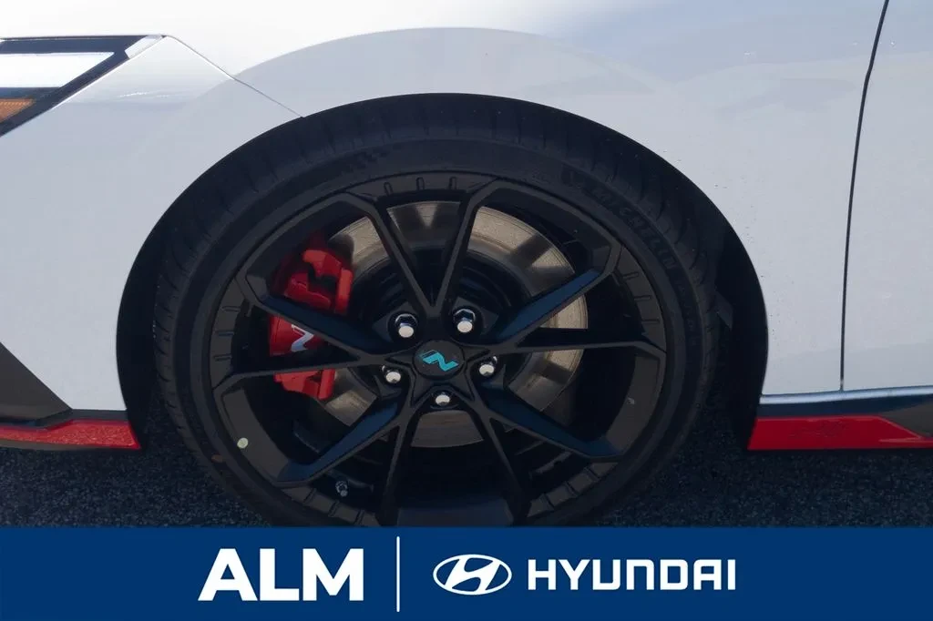 2026 Hyundai Elantra - Image 13 of 31