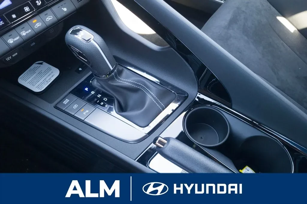 2026 Hyundai Elantra - Image 25 of 31