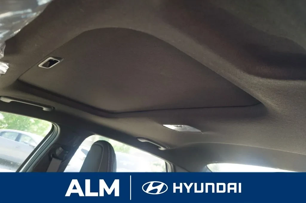 2026 Hyundai Elantra - Image 16 of 31