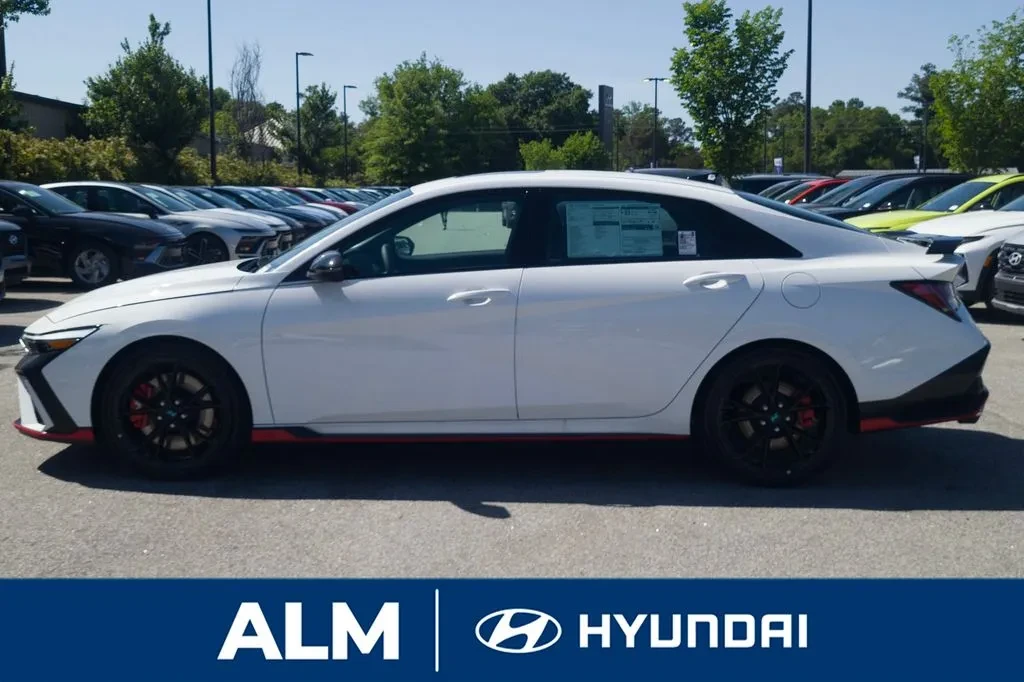 2026 Hyundai Elantra - Image 11 of 31