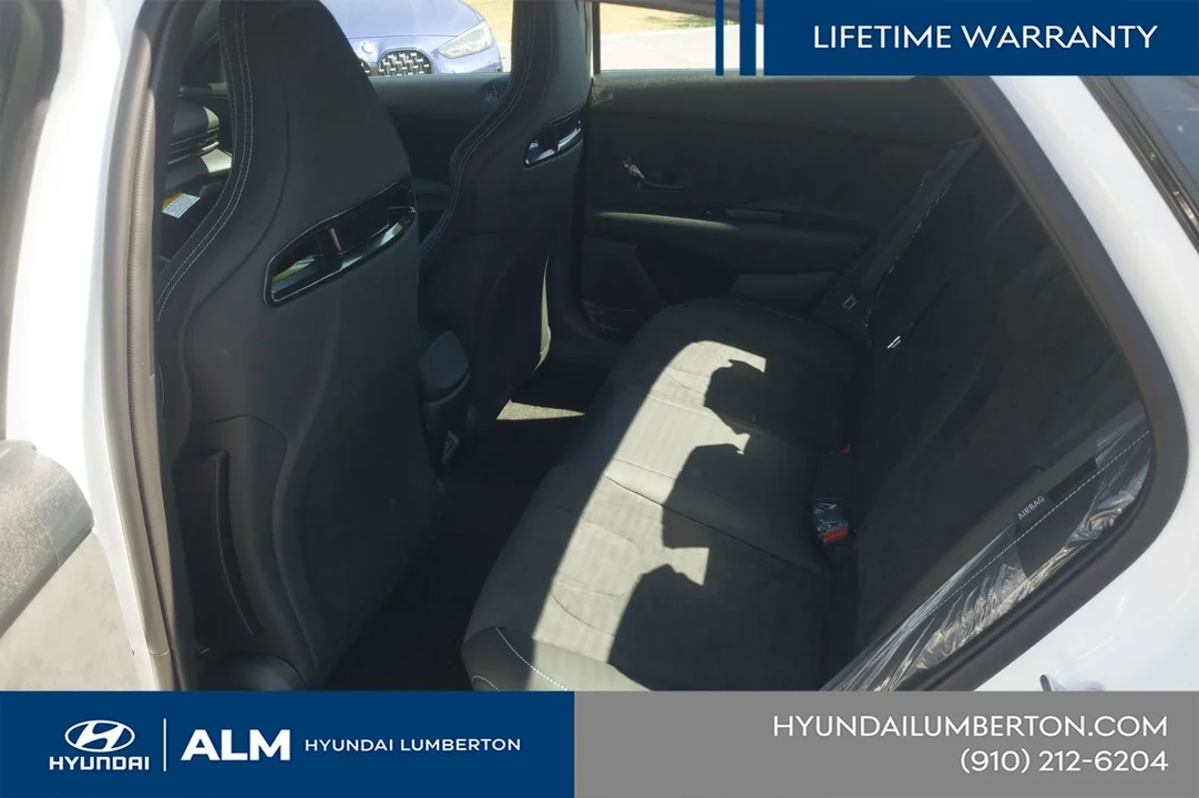 2026 Hyundai Elantra - Image 18 of 31