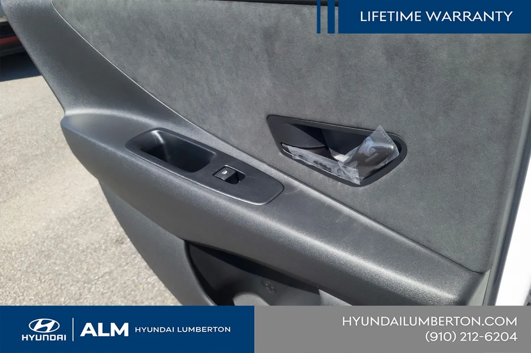2026 Hyundai Elantra - Image 23 of 31
