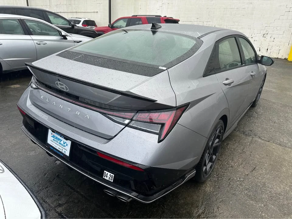 2026 Hyundai Elantra - Image 3 of 5