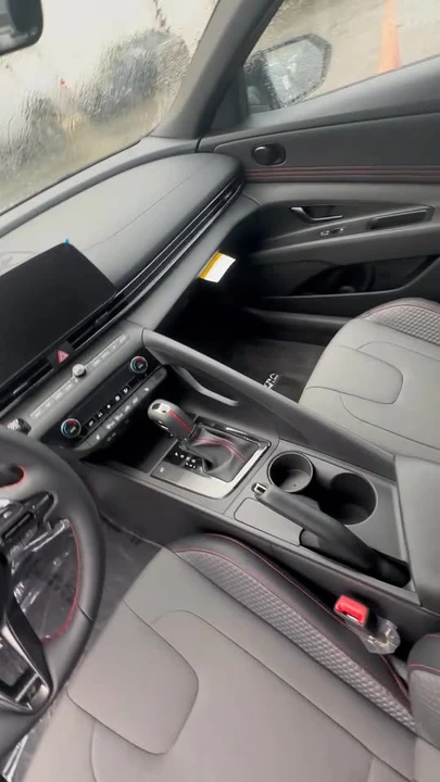 2026 Hyundai Elantra - Image 5 of 5