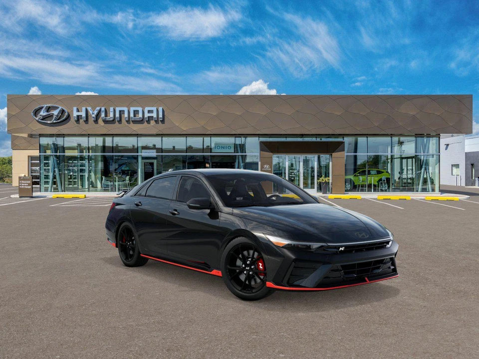 2026 Hyundai Elantra - Image 2 of 17