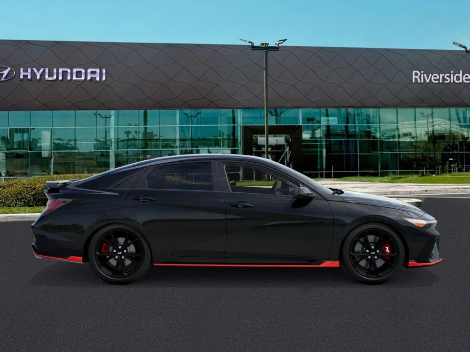 2026 Hyundai Elantra - Image 7 of 17