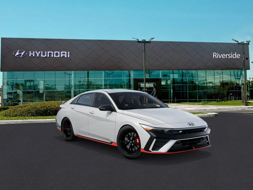 2026 Hyundai Elantra - Image 2 of 17