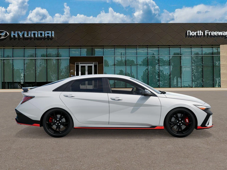 2026 Hyundai Elantra - Image 7 of 17